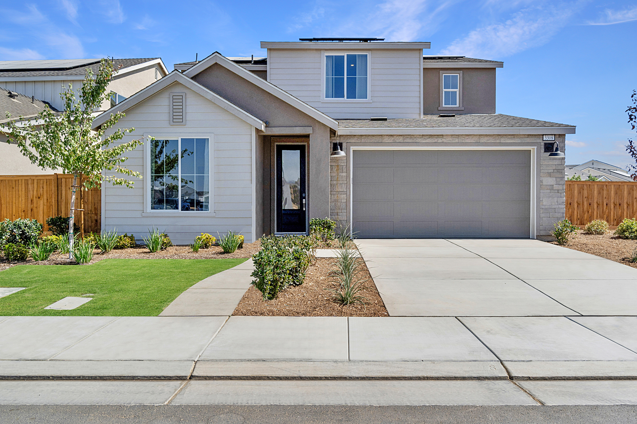 Choral Gossamer Grove Melody Exterior 1of10