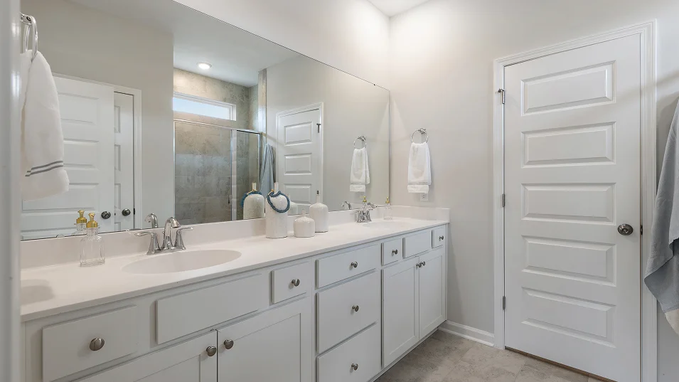 Arbor 2443 Kensington Owners Bath F1 061925