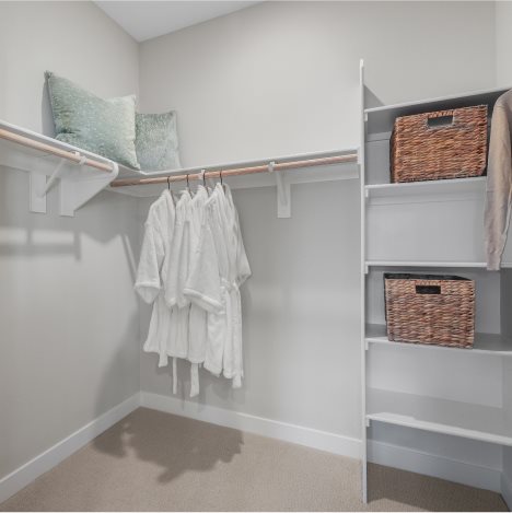 Outlook 2 Owner's Suite
