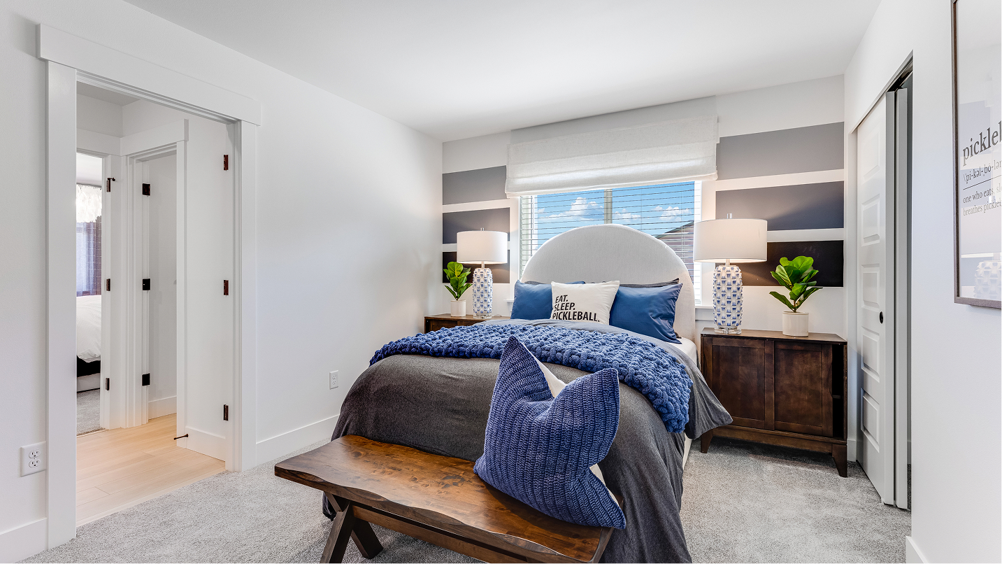 2350 Hickory II Bed2 2of2 F2 Base2