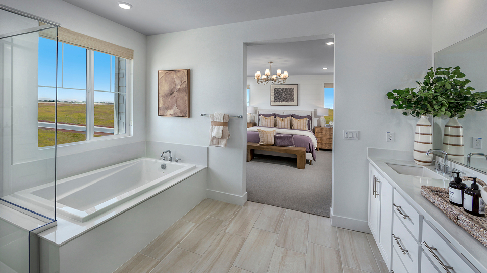 Meridian River Islands Res3 Owners Bath F2