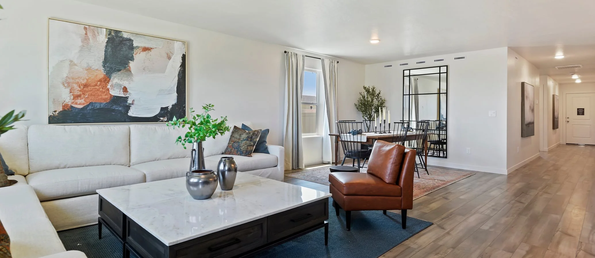 Plan 1667 family room