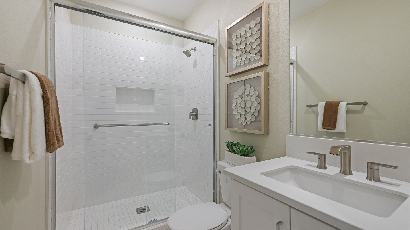 Amora Res3 Bath5 F1