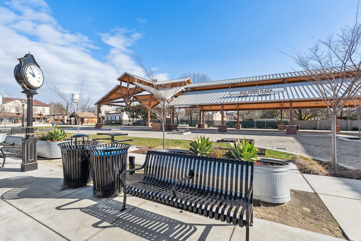Old Town Plaza