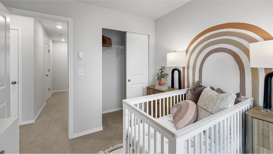 1684 Yarrow Bed3 2of3 F3
