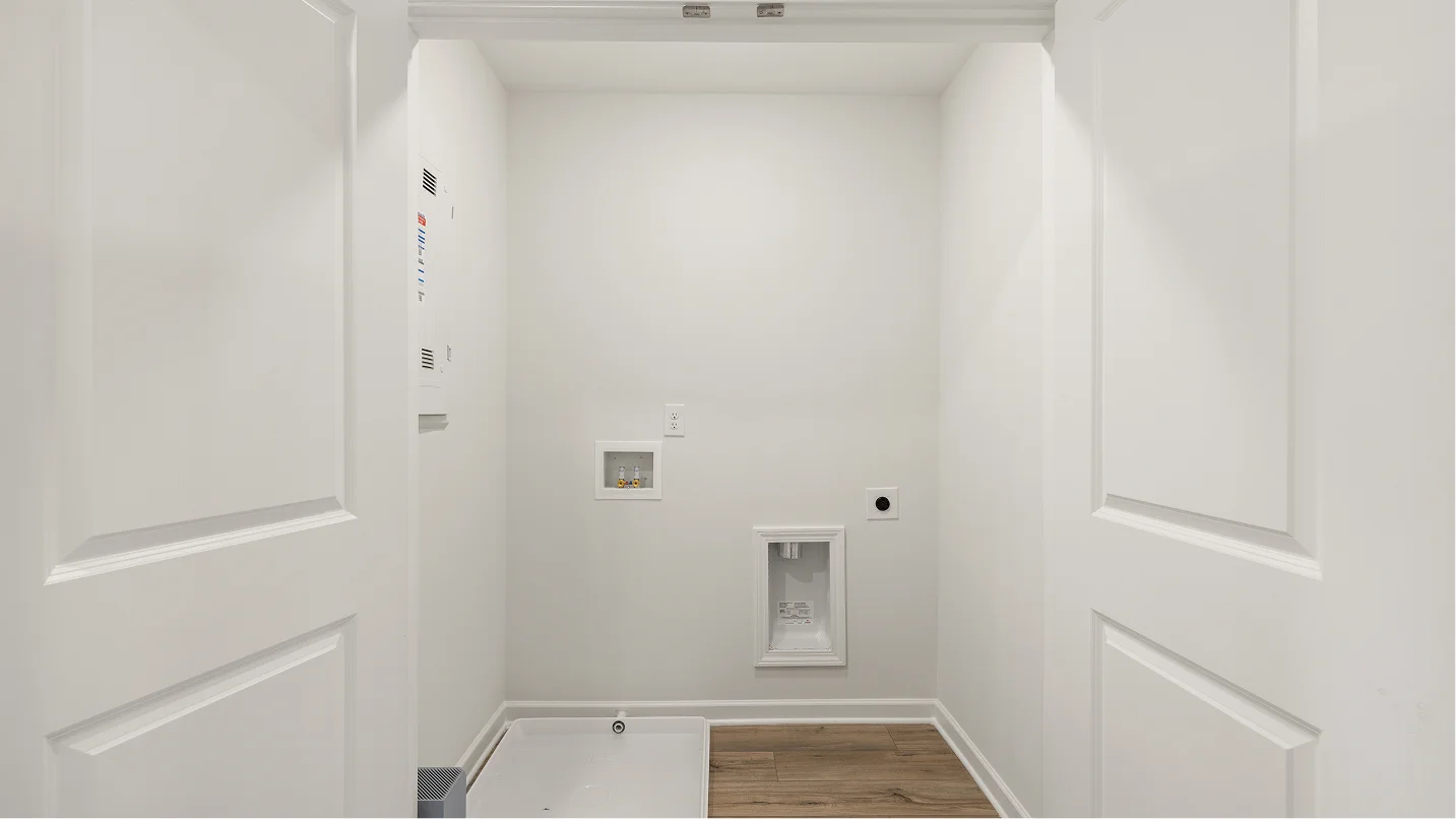 4257 Hawkins Laundry F2 Base3 081325
