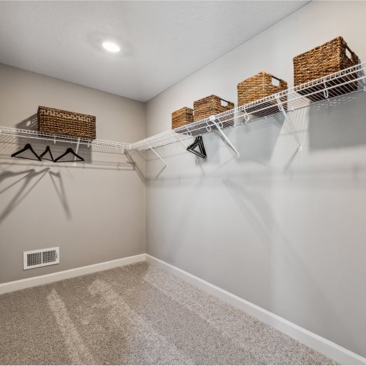 Richmond Owner Suite Closet