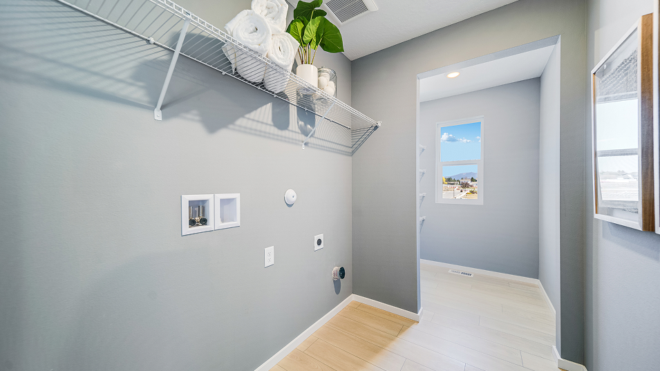 3355 Whidbey Laundry F2 Base2
