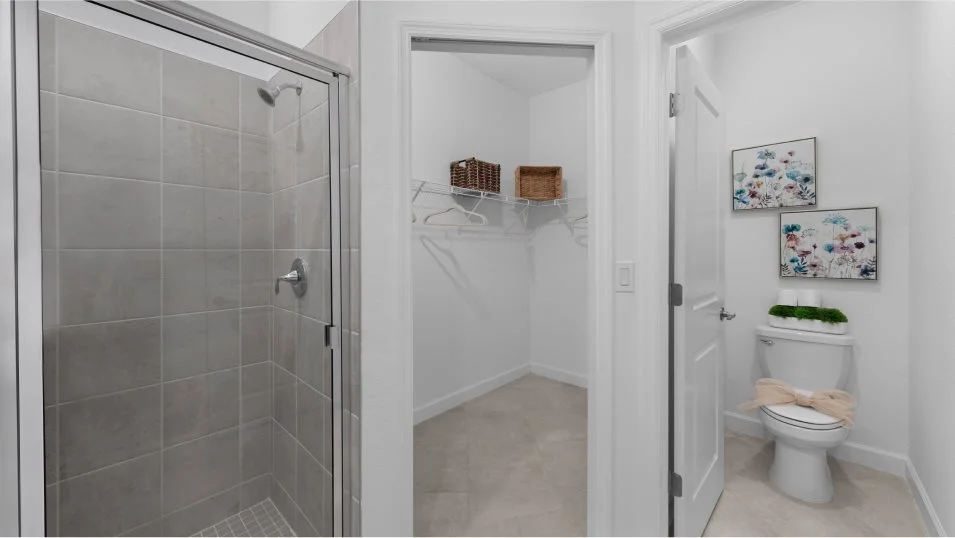 Magnolia owner's suite bathroom