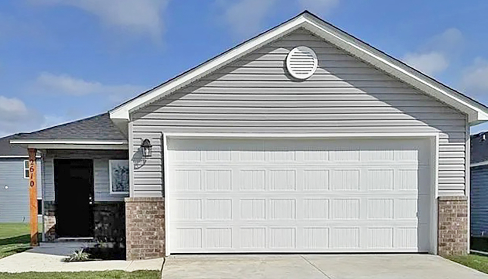 2610 E Meramec St QMI WEB RC Mitchell 0150