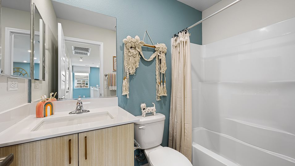 Eden Bathroom 2