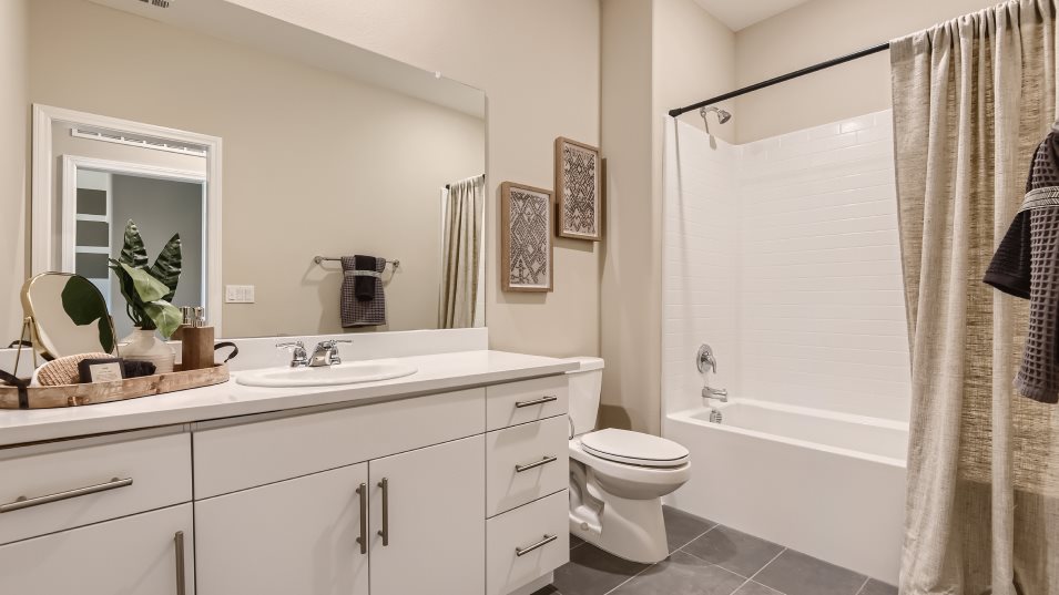 Residence 1 Bathroom 2