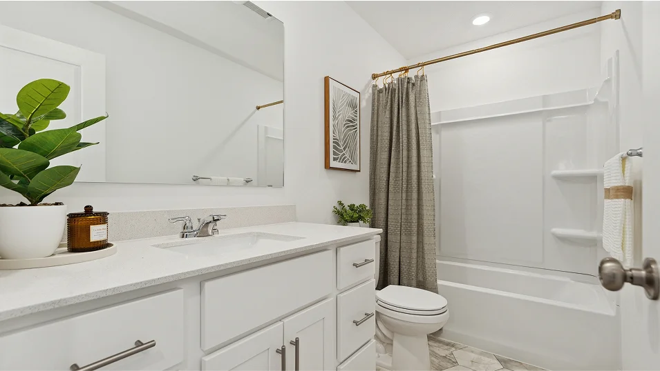 E C09 St Clair Bath2 F2 061325
