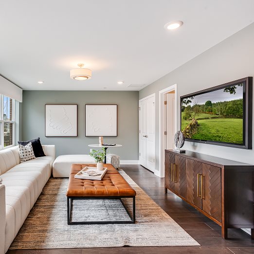 Thompson bonus room