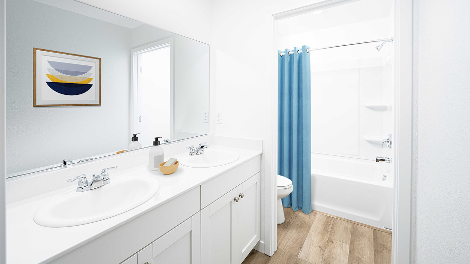 Skylark Northpoint Poppy Bath2 F2