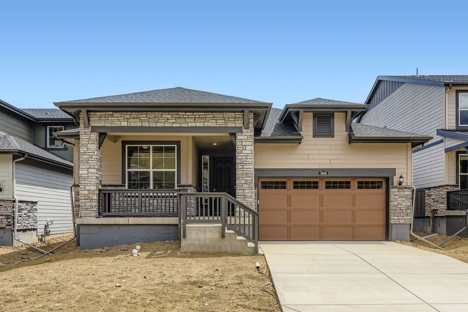 7406 S Yank Ct Exterior Front