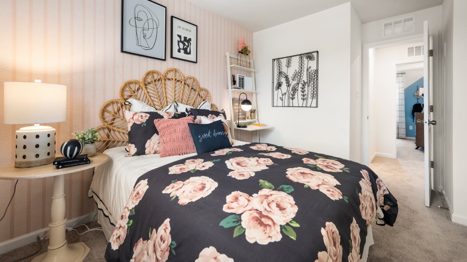 Charleston Bedroom 2