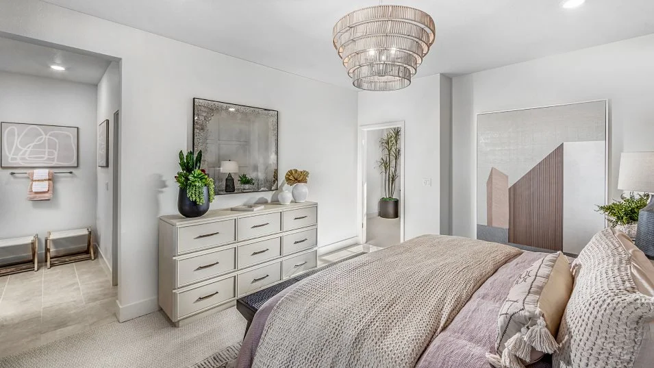 Furnished owner's suite bedroom