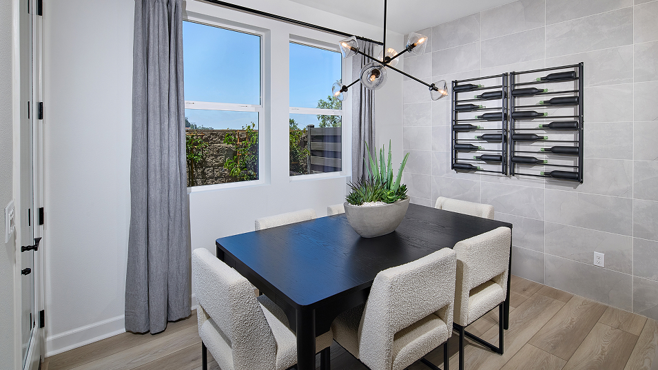 Radius Hill District Res2 Dining F1