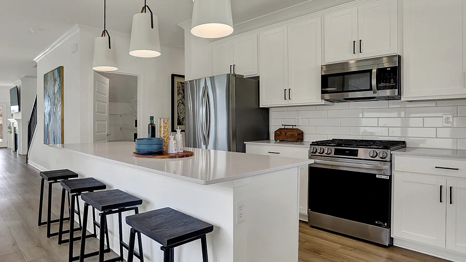 9241 Monroe Kitchen 2of5 051425