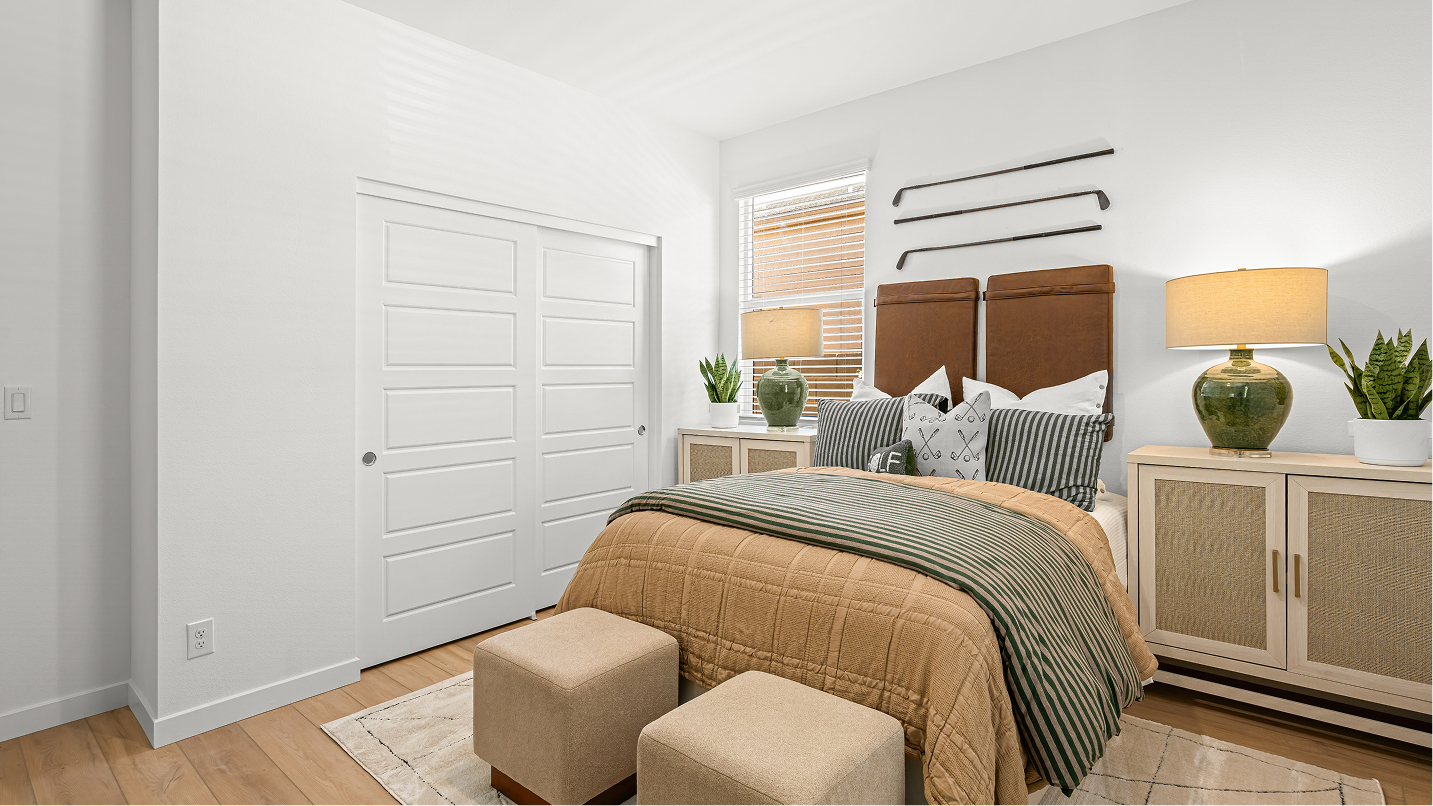 2320 National Bed3 2of2 F1