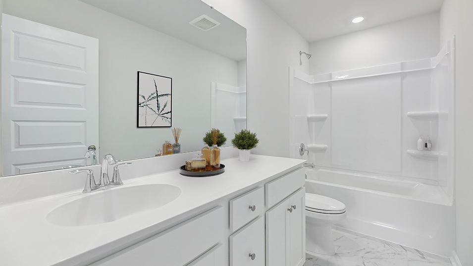 2629 Evans Bath2 F2