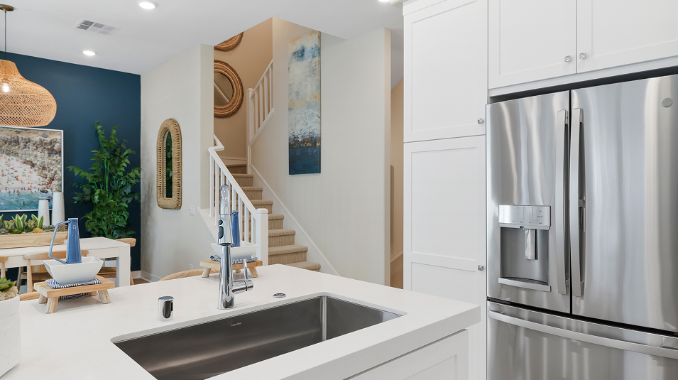 Vista Metro Heights Res2 X Kitchen 7of8 F2
