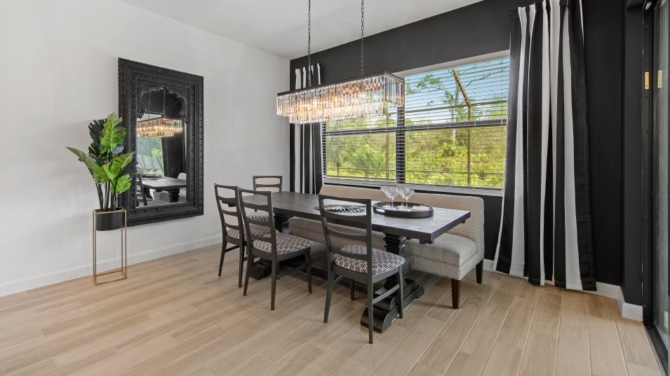 Lorraine-Lakes Estate Homes Sunset Dining Room