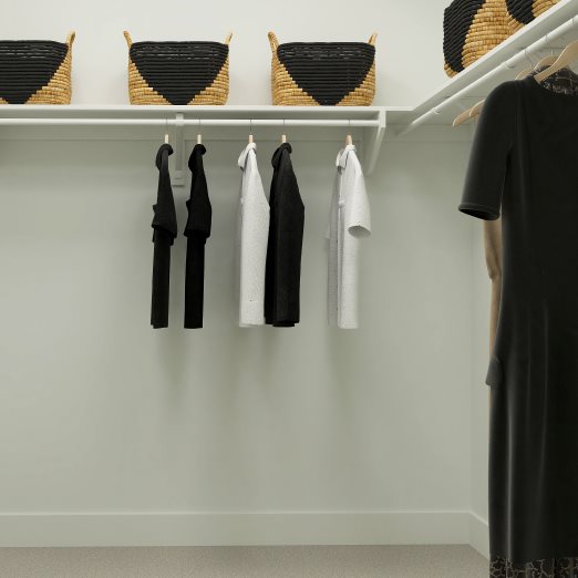 Hawthorn Hills Res 3 Owner's Suite Walk In Closet