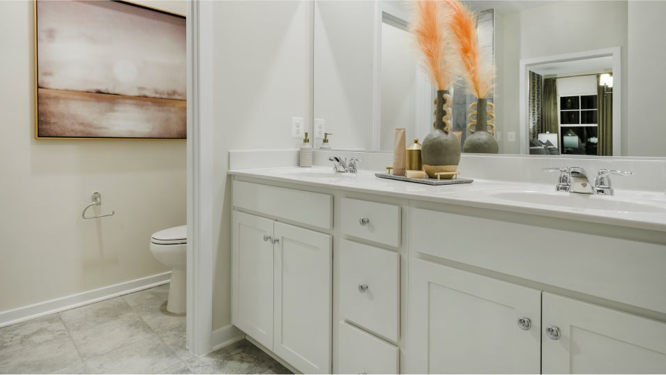 Lexington Owners Bath