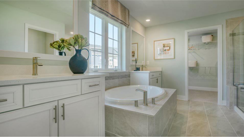 Danbury Owners Bathroom