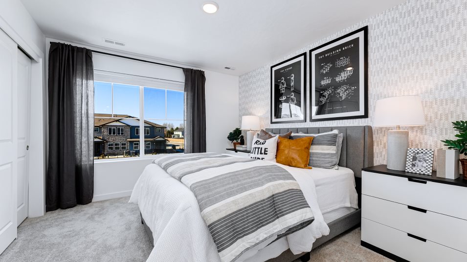 Plan 1870 Bedroom 2