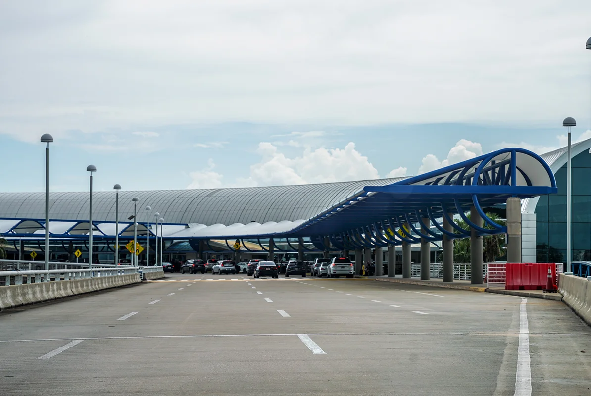 Jacksonville Jax Airport Photoshoot 4 9 4 25