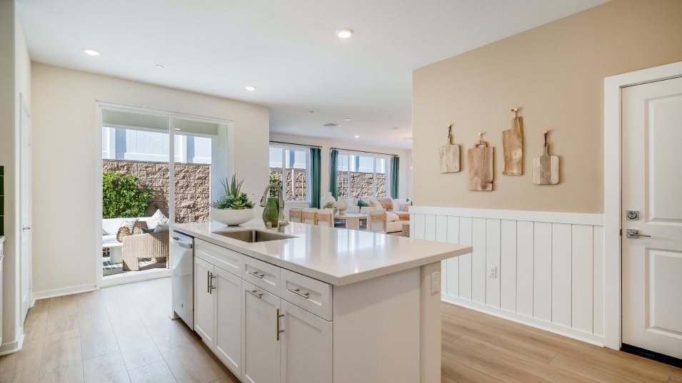 Marquise Sunstone Res 3 kitchen