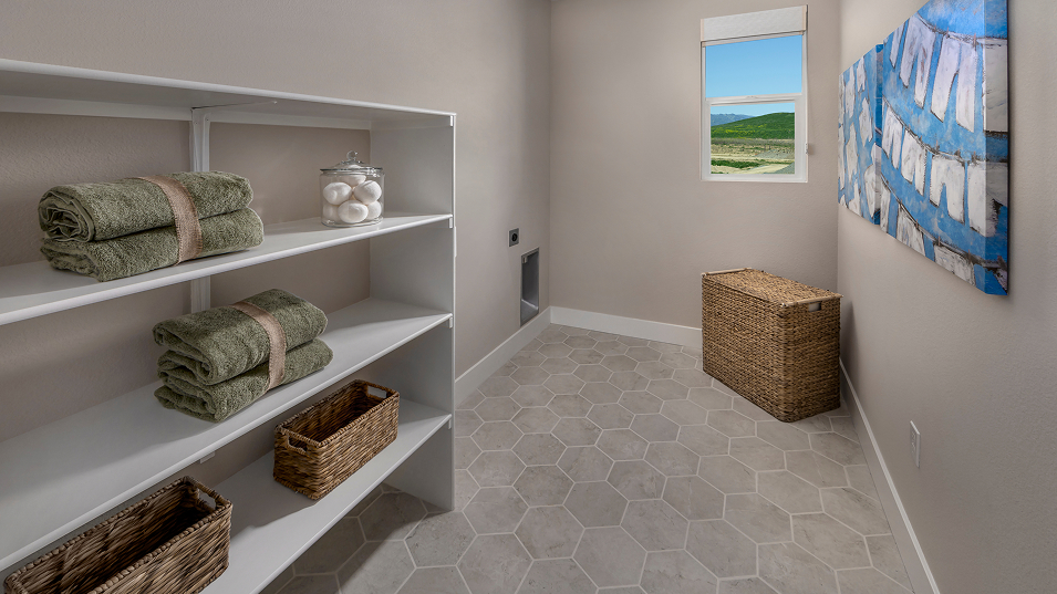 Emerald One Lake Res2 Laundry F2