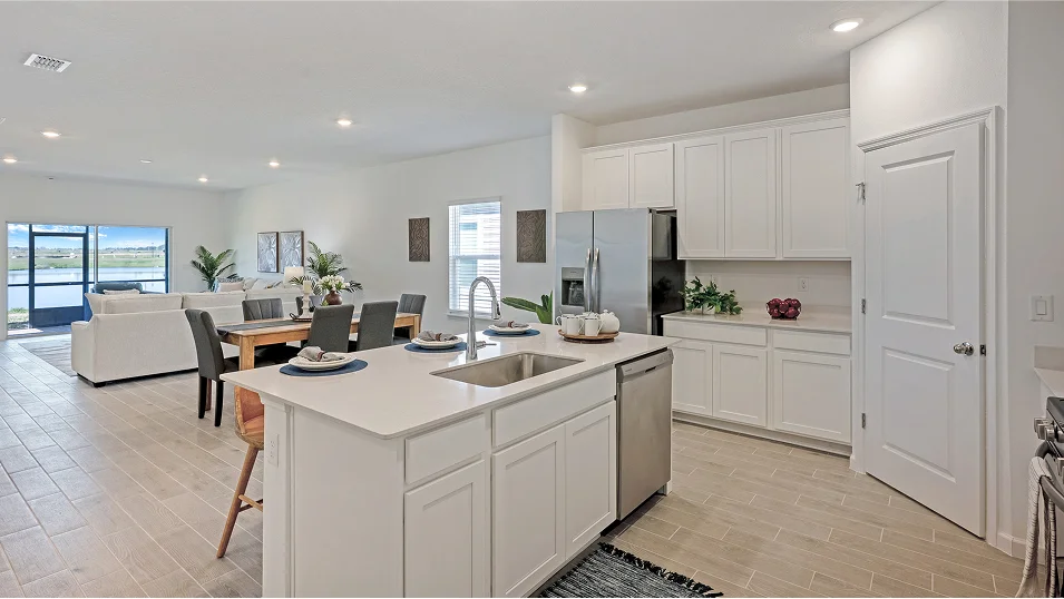 2106 Charle II Kitchen 7of9