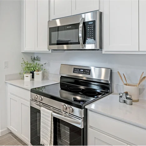 2106 Charle II Kitchen 8of9