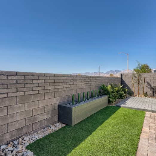 Arwen Outdoor Space