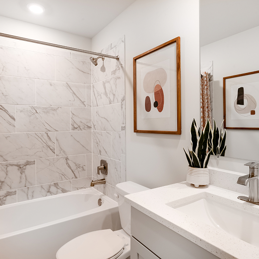 1484 Savannah Opt Bath4 F0