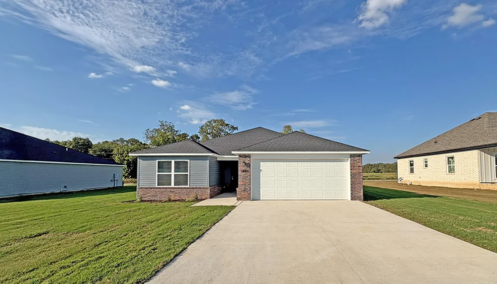 1405 E Latium 0068 Castlewood Siloam RC Roselyn WEB