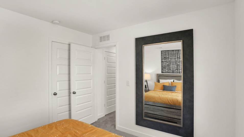 Hansom Bedroom