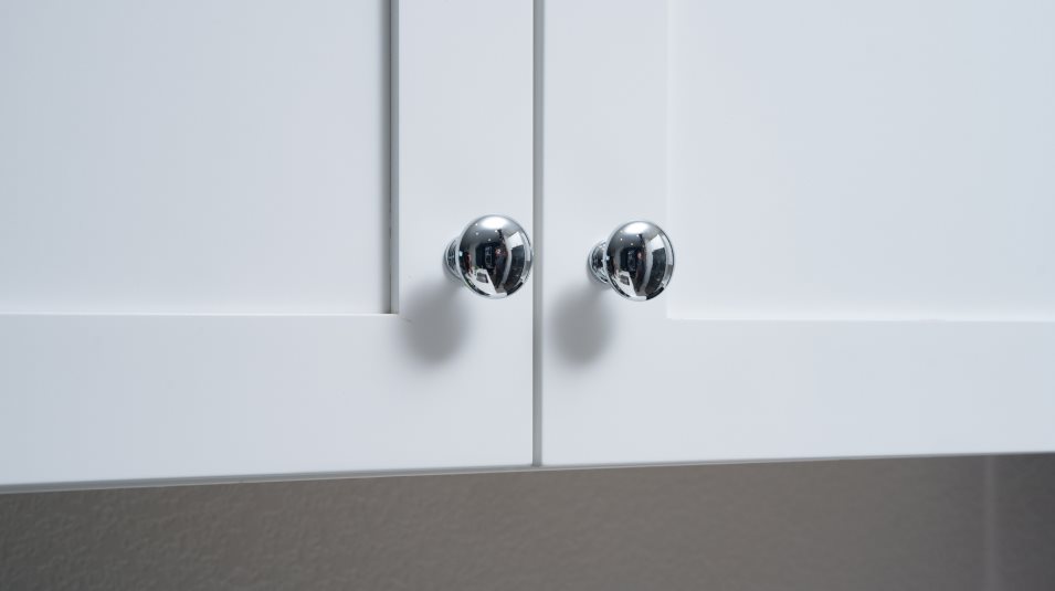 Shaker-style cabinetry with 36" high wall cabinets  (per Pure EI interior package)
