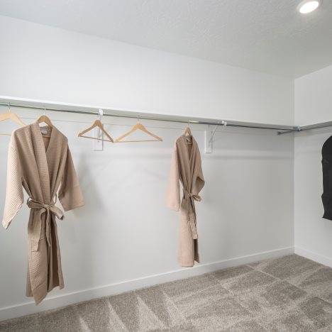 owners walk in closet