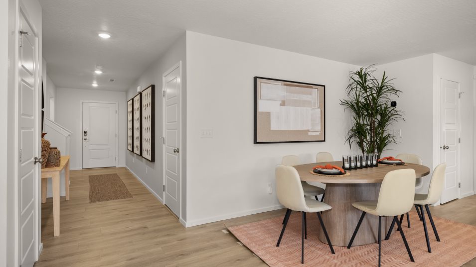 Merlot dining room