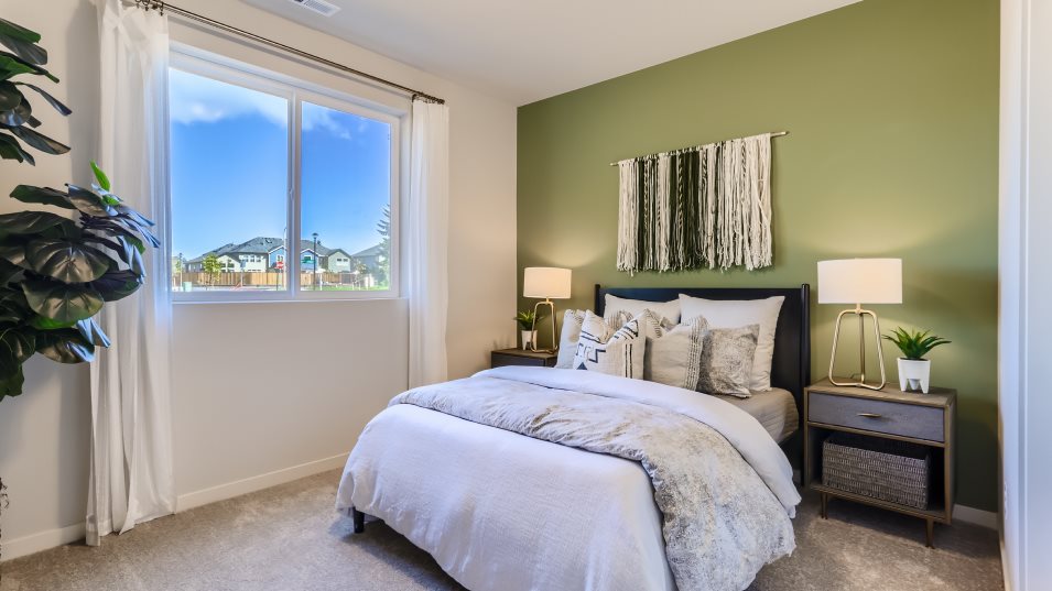 Endicott Bed 3
