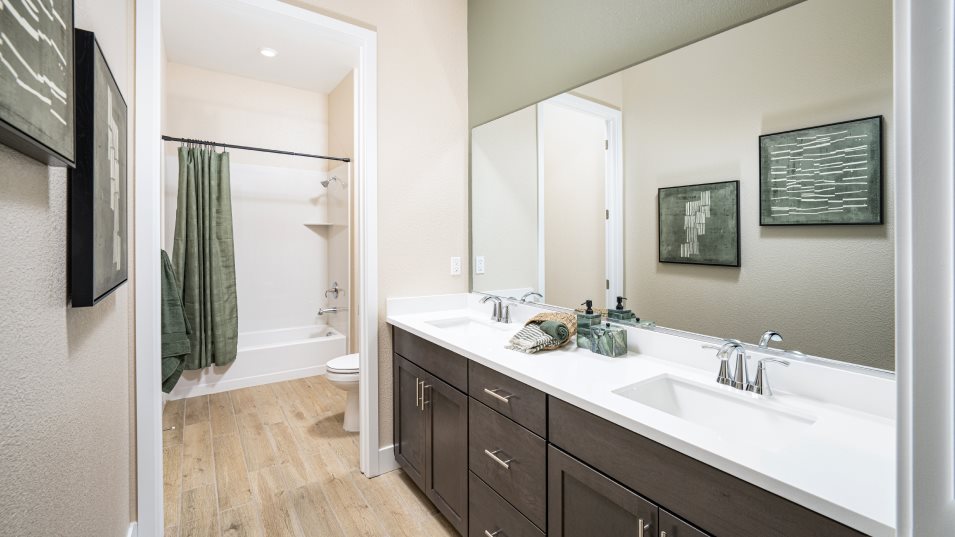 Residence 2570 bathroom 2