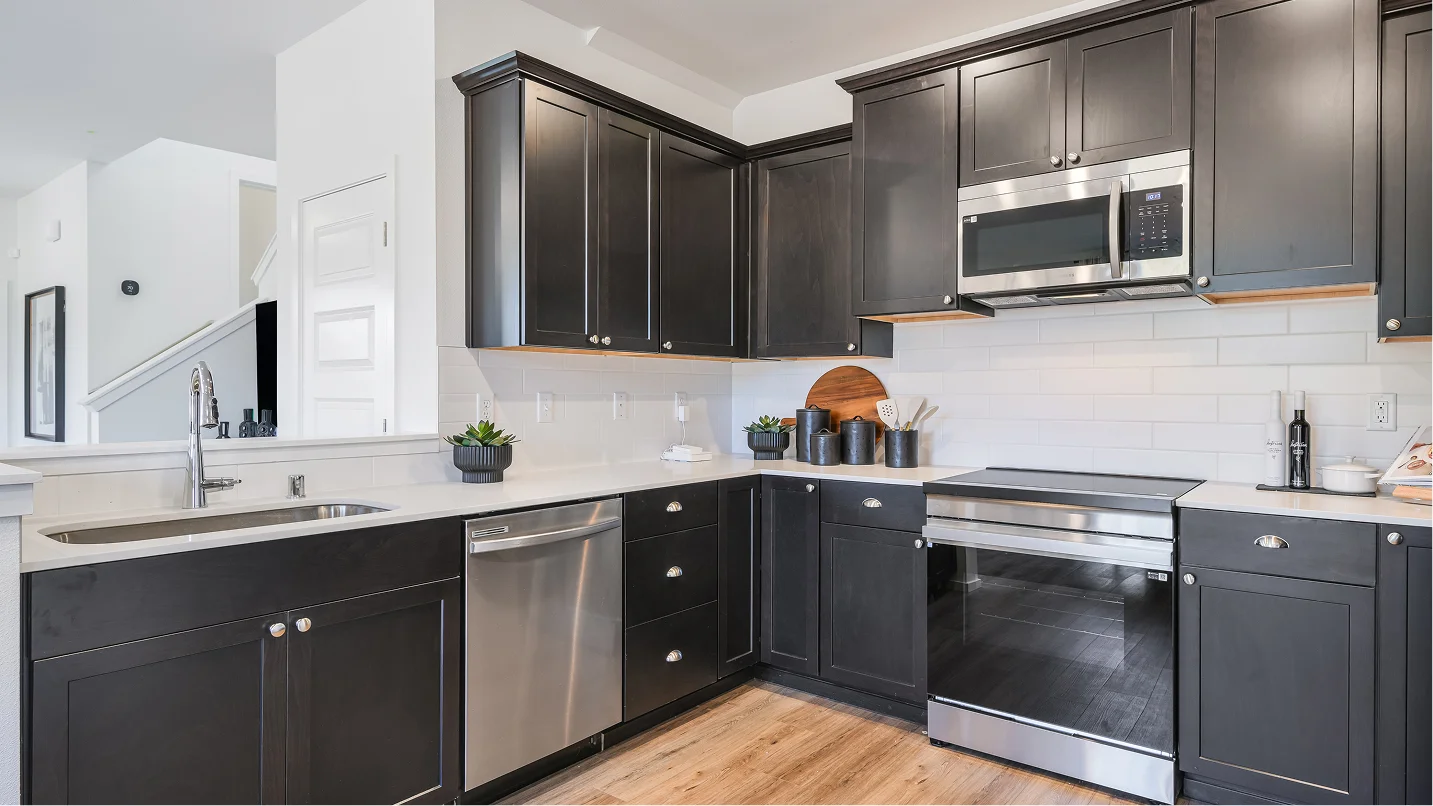 1704 Sherwood Kitchen F1 Base2