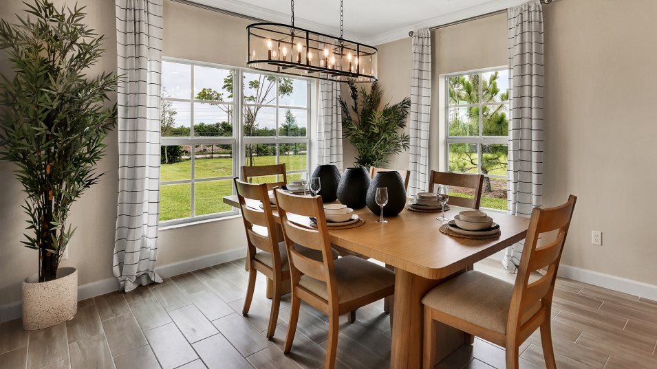 Hydrangea dining room
