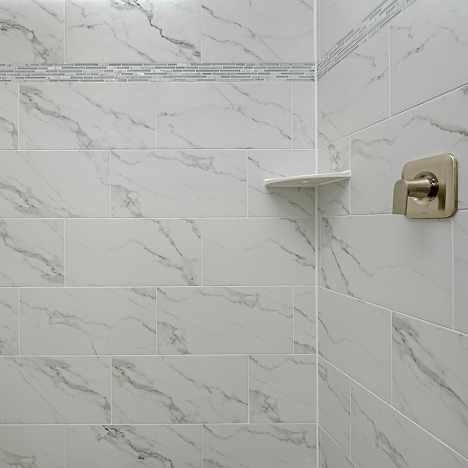 2050 Laguna Owners Bath 3of5 F1