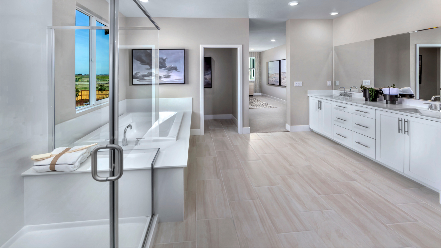Turano Lakeshore Res2 Owners Bath F2